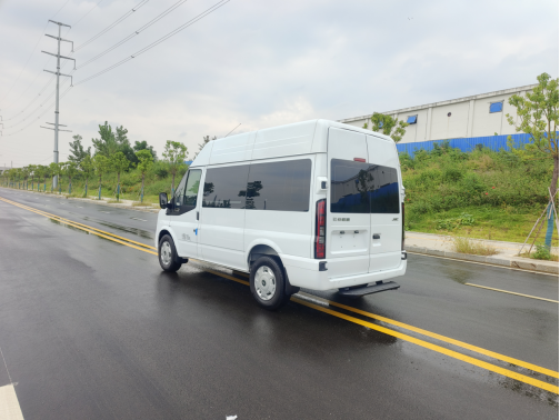 福順殯葬服務(wù)車(chē)圖片
